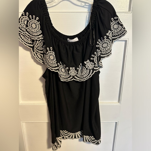 Boho off shoulder shirt - Picture 2 of 3